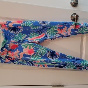 Lily Pulitzer leggings size class girls (10-12)